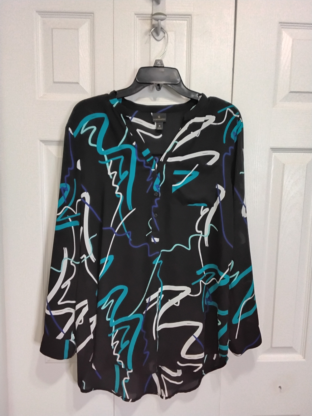 Black Abstract-Print Long-Sleeve Men’s Shirt